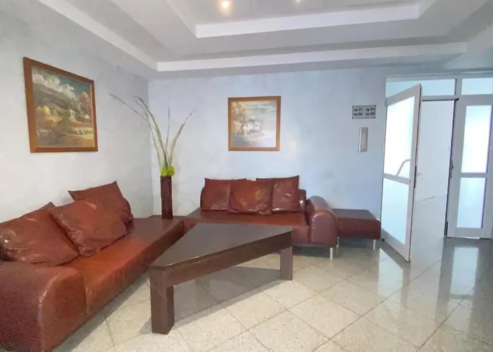 Bratanov Plaza Апартамент